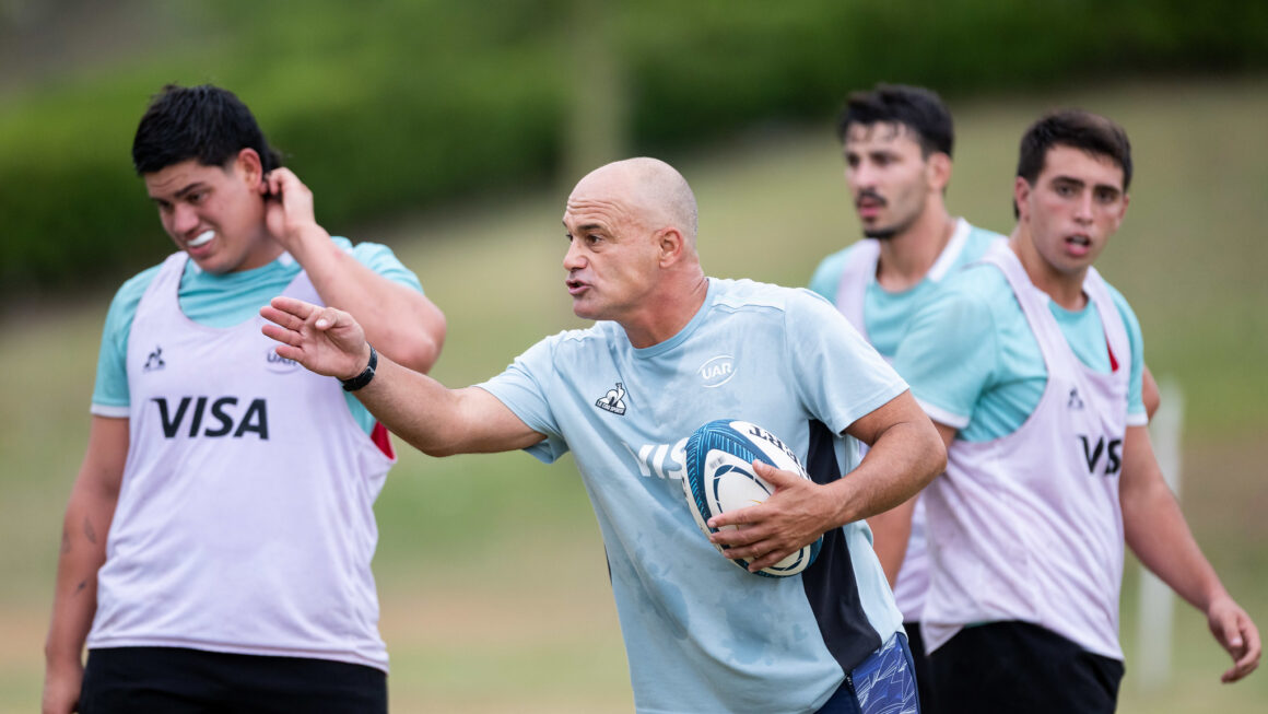 Nicolás Fernández Miranda analizó el presente de Los Pumitas: «Es un grupo difícil, pero estoy muy contento con el equipo y la preparación»