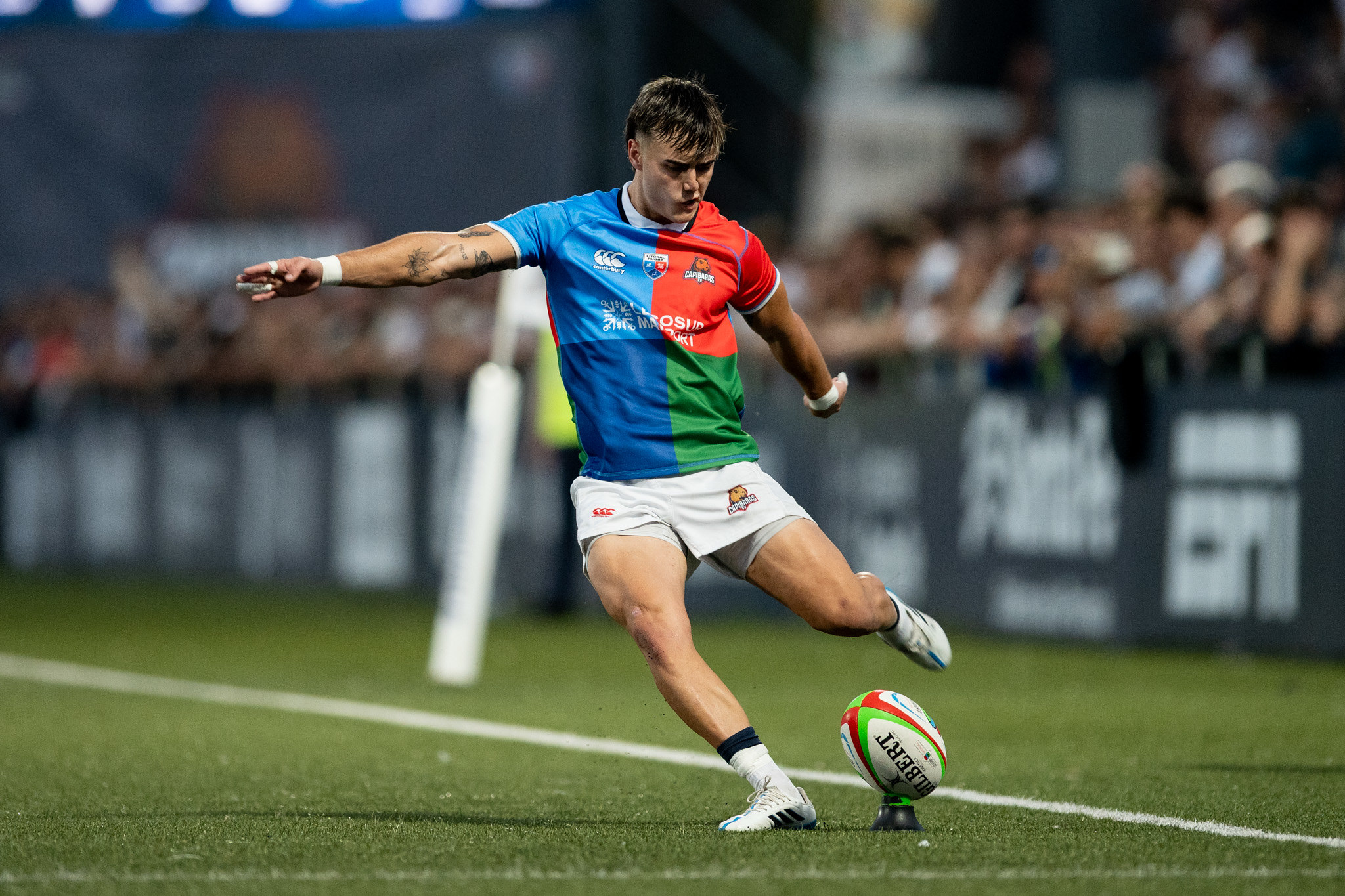 Estadísticas al rojo vivo: Farise lidera a los goleadores del torneo y el rosarino Juan Bautista Baronio pisa fuerte en el Top 10