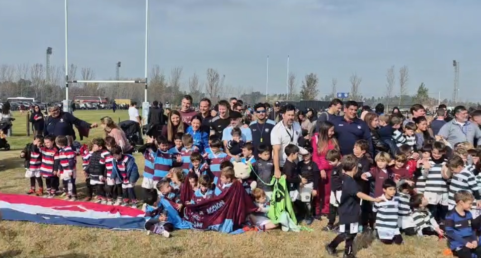 El futuro del rugby brilló en Rosario: Universitario celebró la tercera edición del Encuentro de Rugby Infantil «Fundadores»